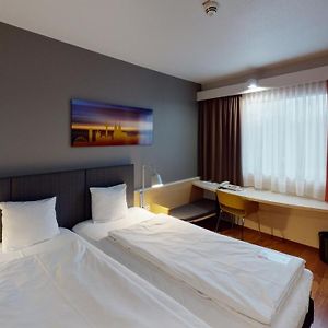 Standard Zimmer mit zwei Einzelbetten